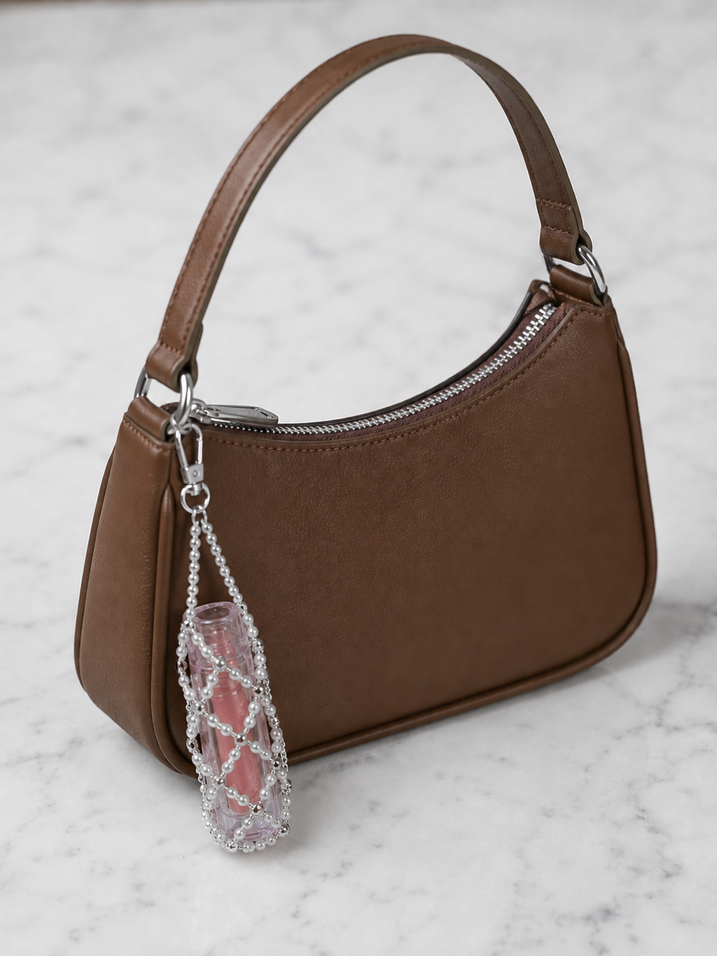 Lipgloss Chain Holder